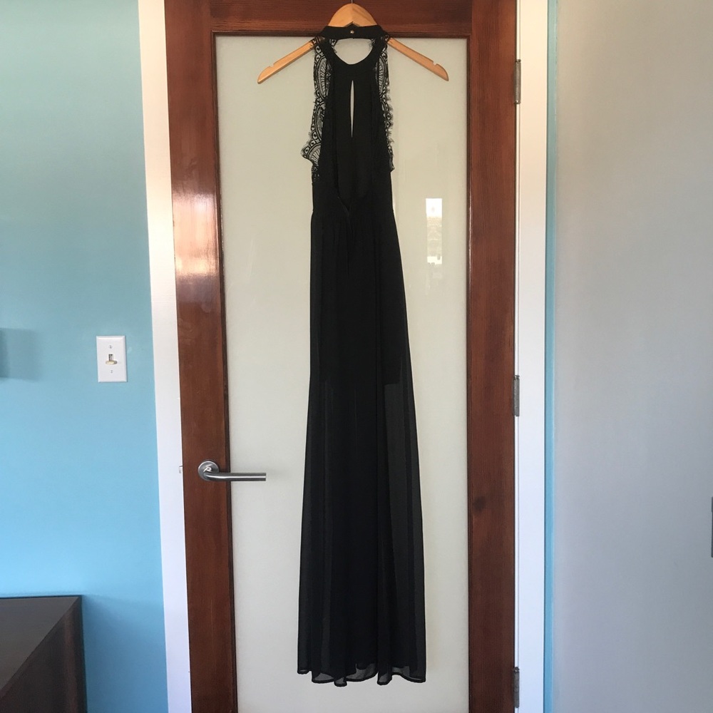 Black lace maxi dress - Picture 3 of 4